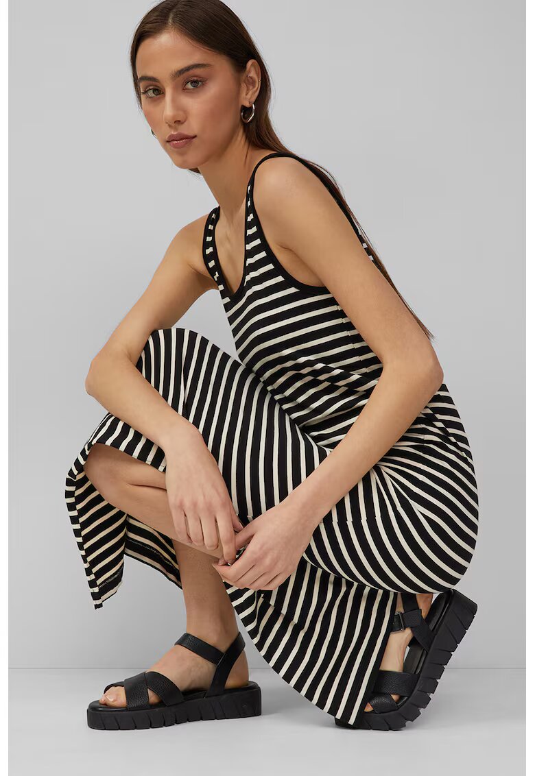 QS Rochie maxi cu model in dungi - Alb/Negru