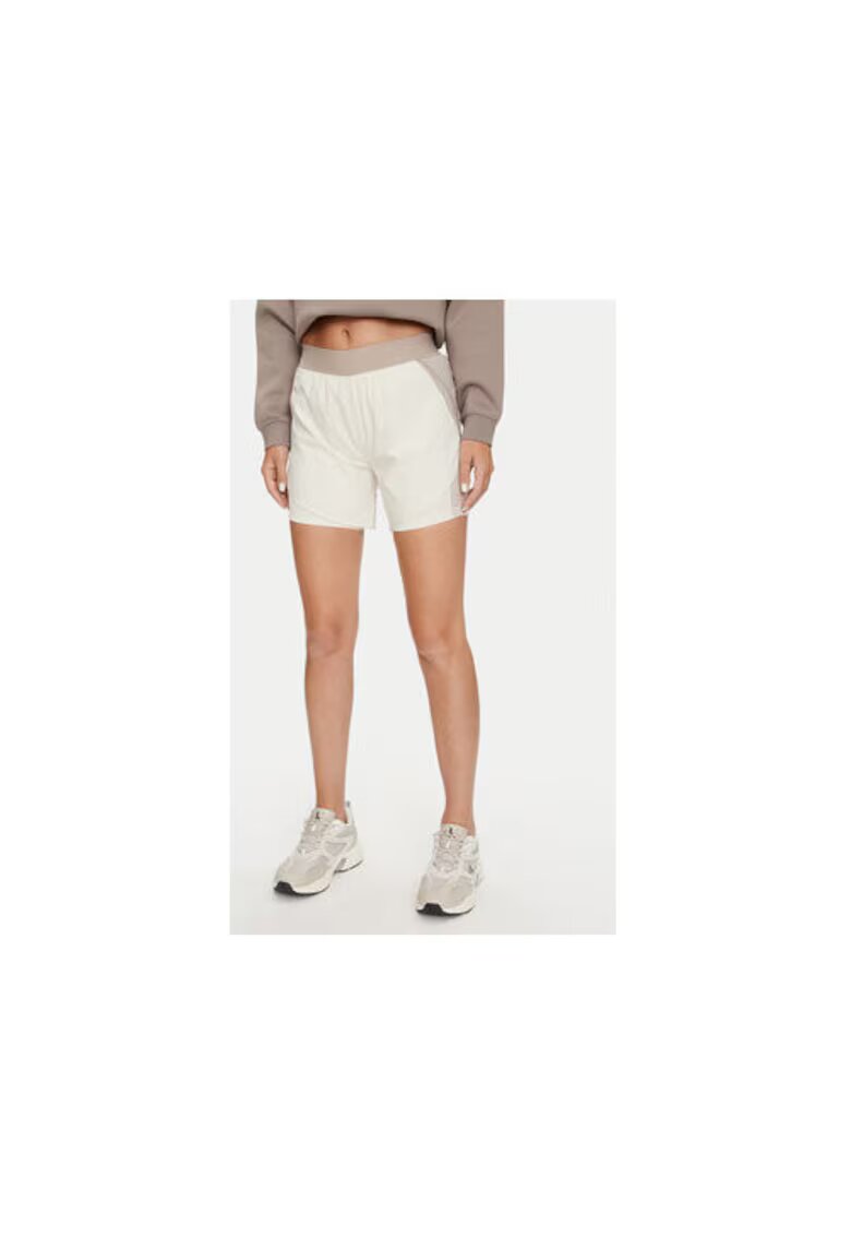 Reebok Pantaloni scurti dama - 304552571 - Poliester - Bej - Bej