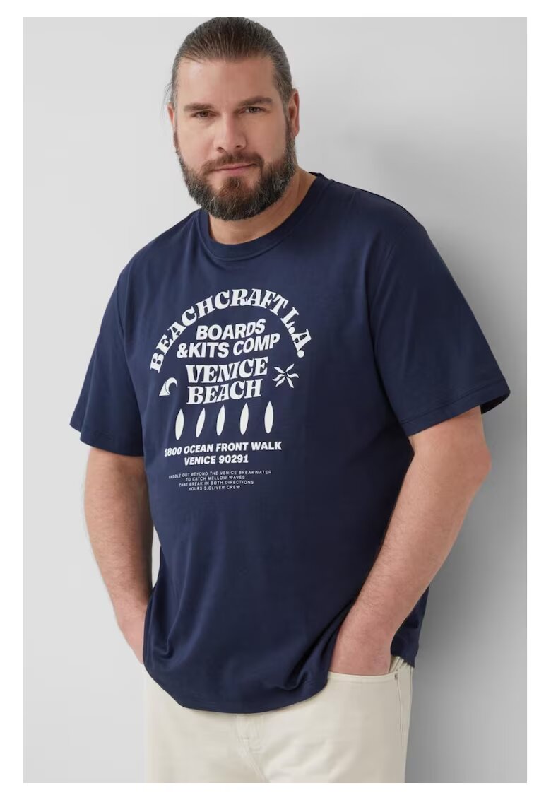 sOliver Big Sizes Tricou barbati big sizes din bumbac cu imprimeu text - Bleumarin inchis