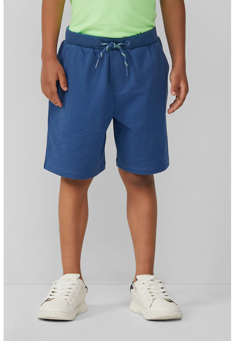 sOliver Pantaloni scurti cu talie ajustabila si model uni - Albastru inchis