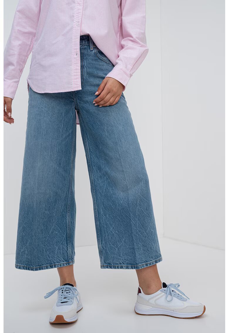 Tommy Hilfiger Blugi capri cu croiala ampla - Albastru
