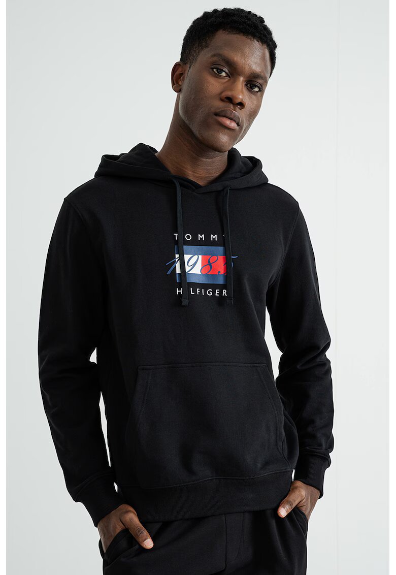 Tommy Hilfiger Hanorac cu imprimeu logo - snur si buzunar kangaroo - Negru