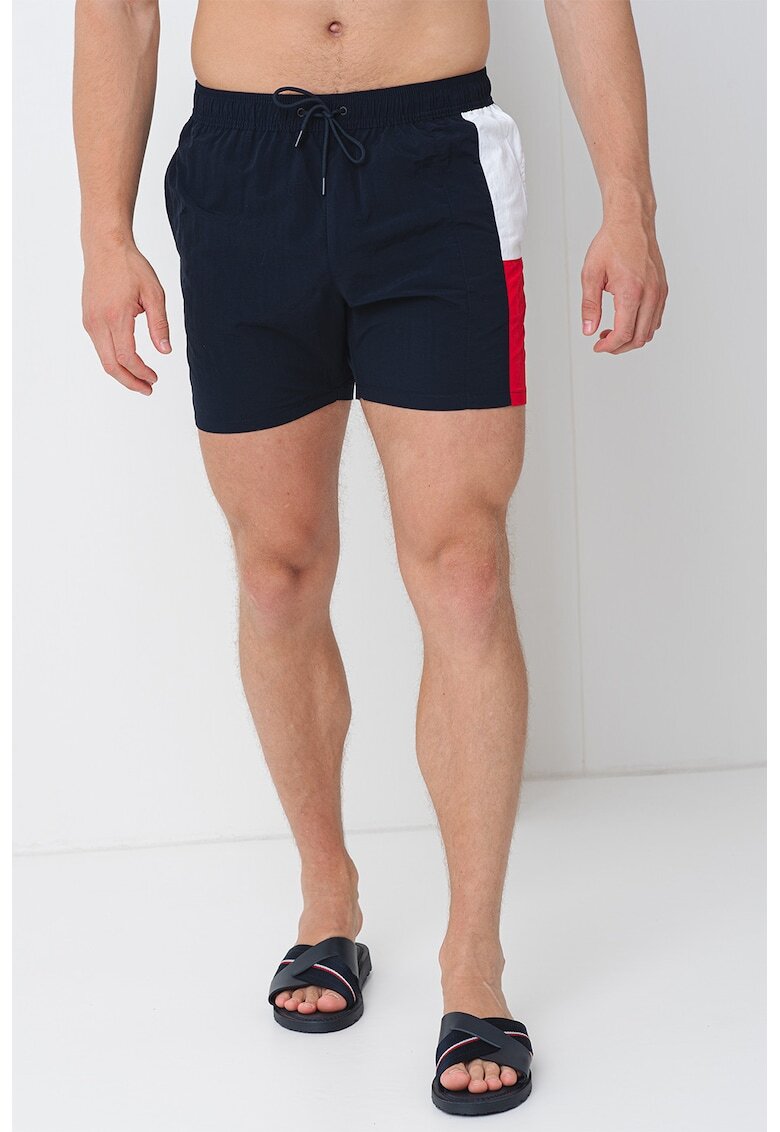 Tommy Hilfiger Pantaloni scurti de baie cu buzunare laterale - Alb/Rosu vermillion/Bleumarin