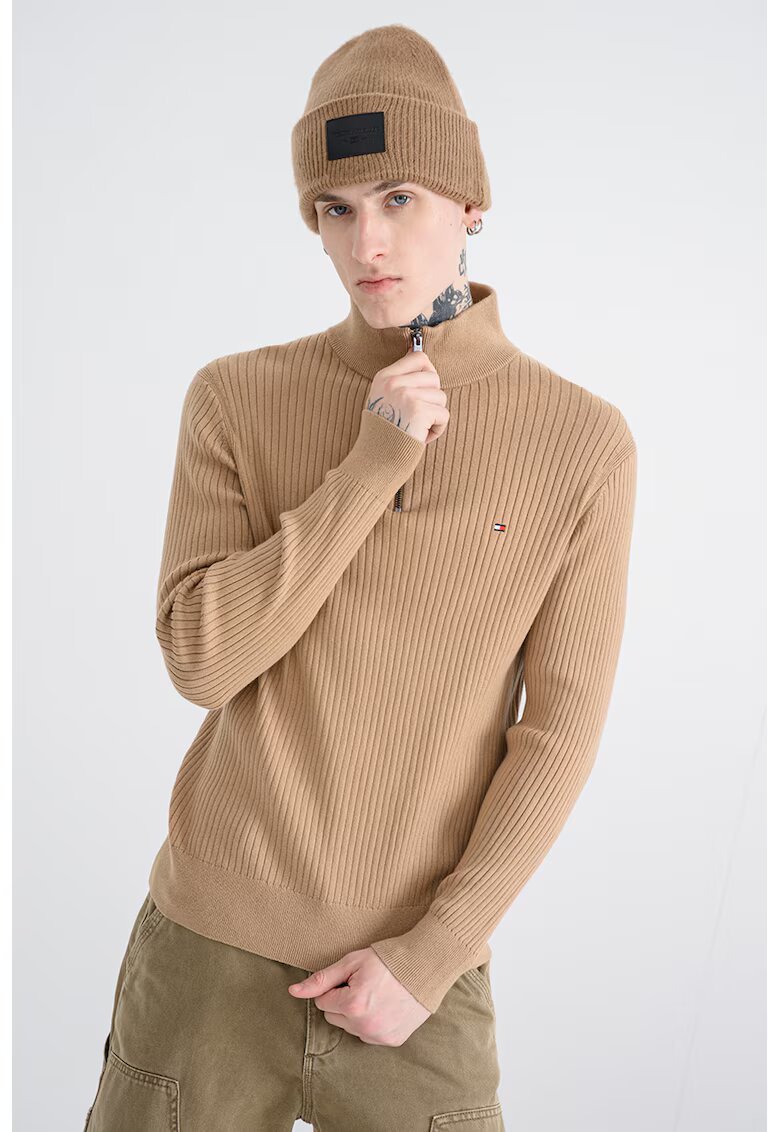 Tommy Hilfiger Pulover din amestec de bumbac organic cu striatii si fenta cu fermoar - Maro deschis