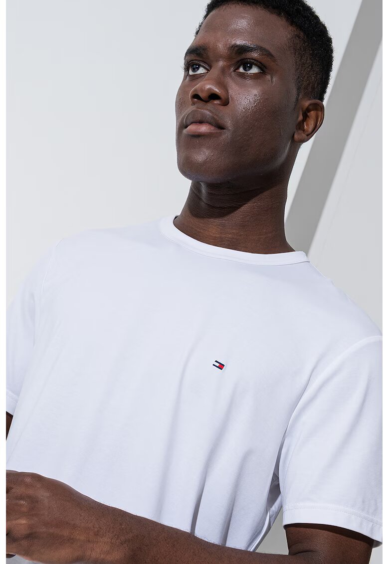 Tommy Hilfiger Tricou cu decolteu la baza gatului si logo discret - Alb optic