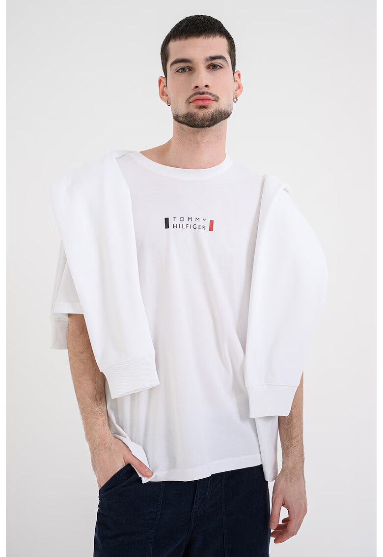 Tommy Hilfiger Tricou regular fit cu imprimeu logo discret - Alb