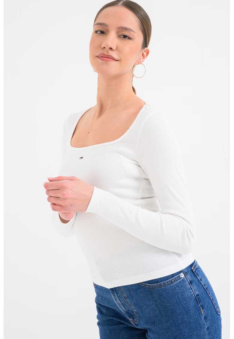 Tommy Jeans Bluza slim fit cu decolteu patrat - Alb