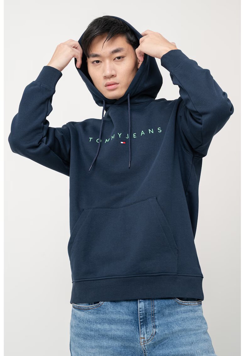 Tommy Jeans Hanorac din amestec de bumbac cu logo brodat - Albastru ultramarin/Bleumarin