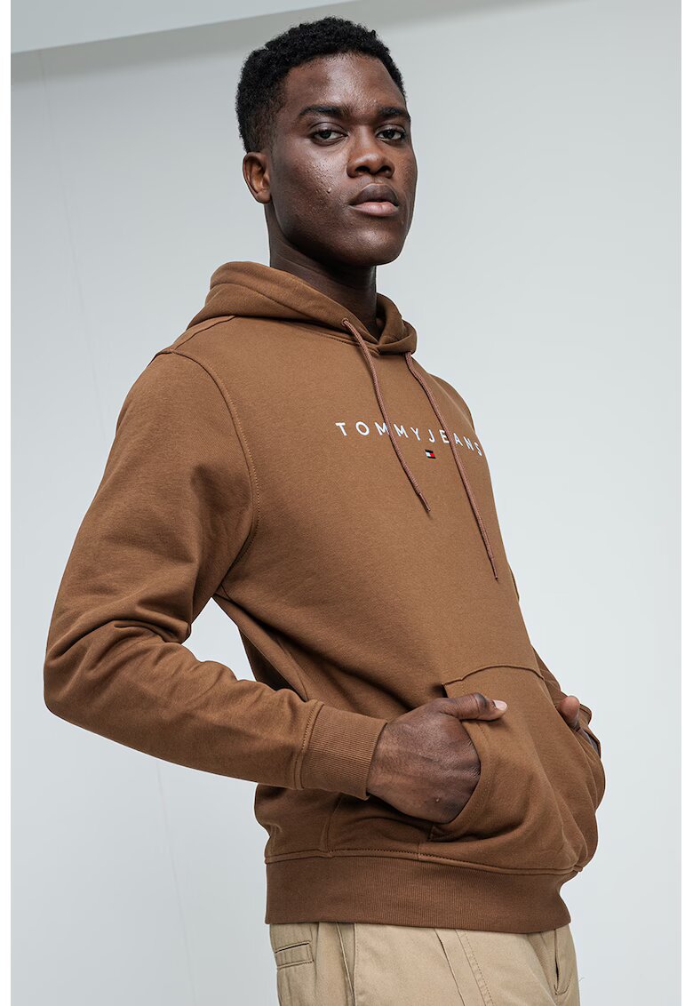 Tommy Jeans Hanorac din amestec de bumbac cu logo brodat - Maro camel
