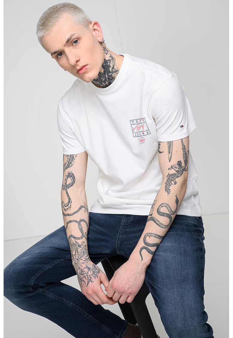 Tommy Jeans Tricou cu imprimeu si decolteu la baza gatului - Alb