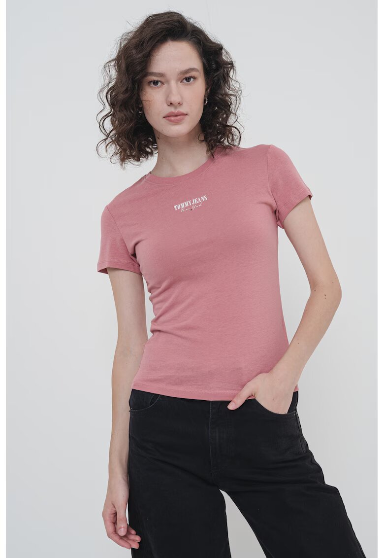 Tommy Jeans Tricou slim fit cu imprimeu logo - Roz prafuit