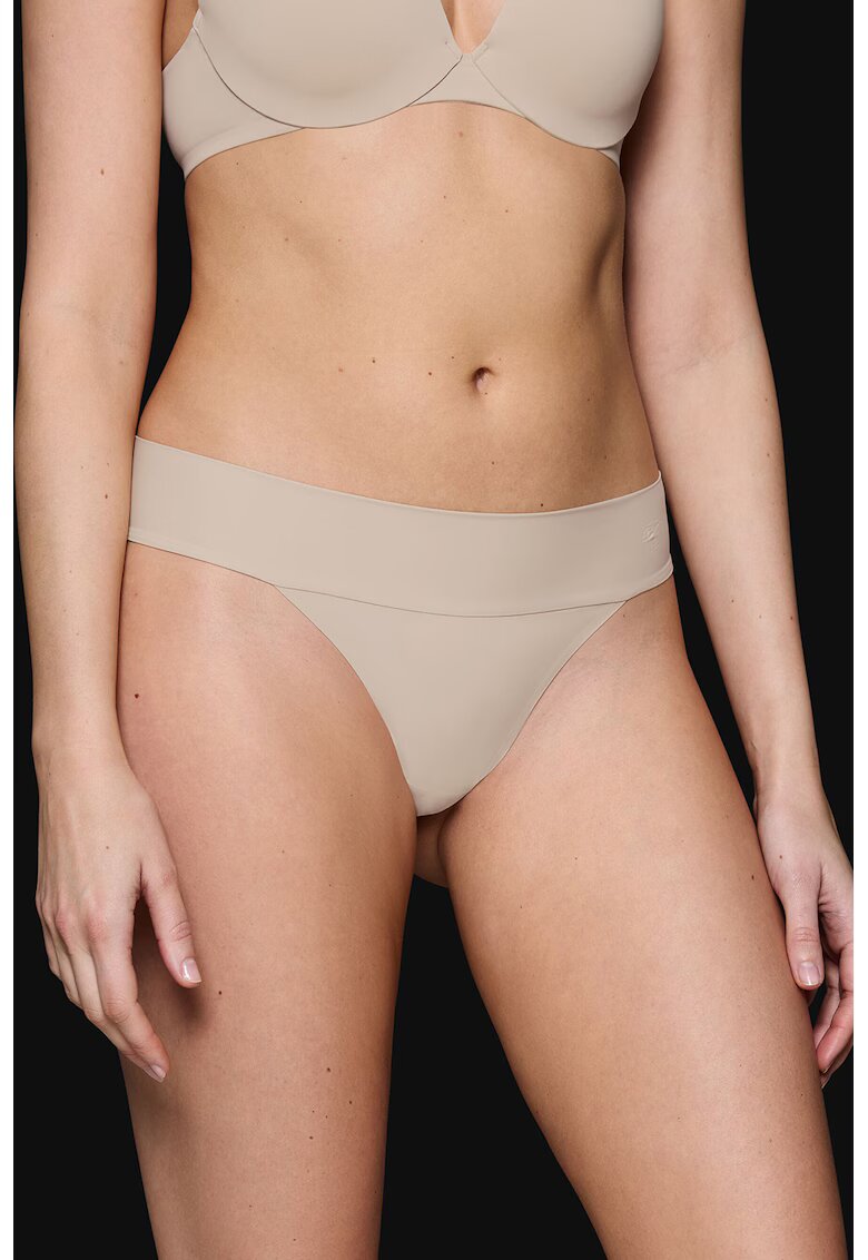 Triumph Chiloti tanga fara cusaturi Make-UP Illusion - Bej deschis