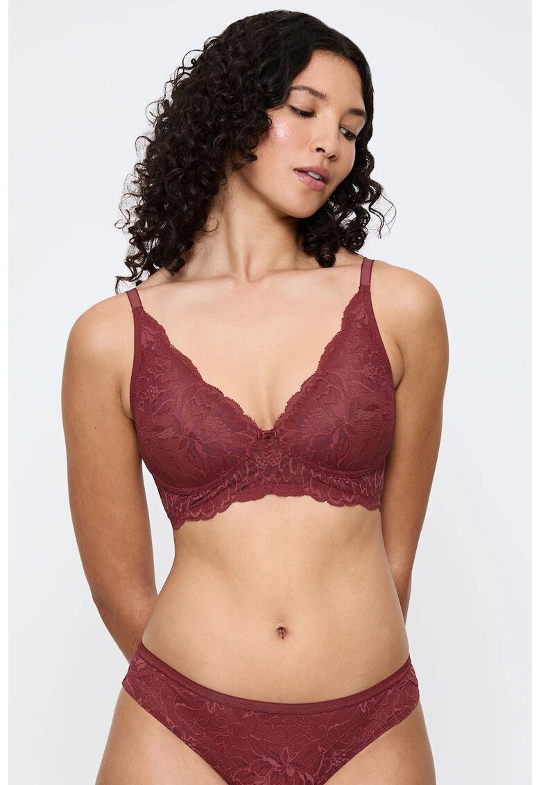 Triumph Sutien din dantela cu cupe triunghiulare Amourette Charm - Visiniu