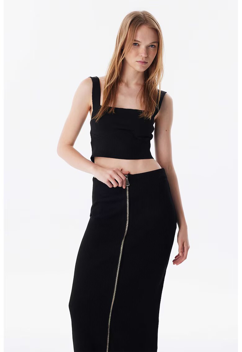 TWIST Top crop cu decolteu patrat - Negru