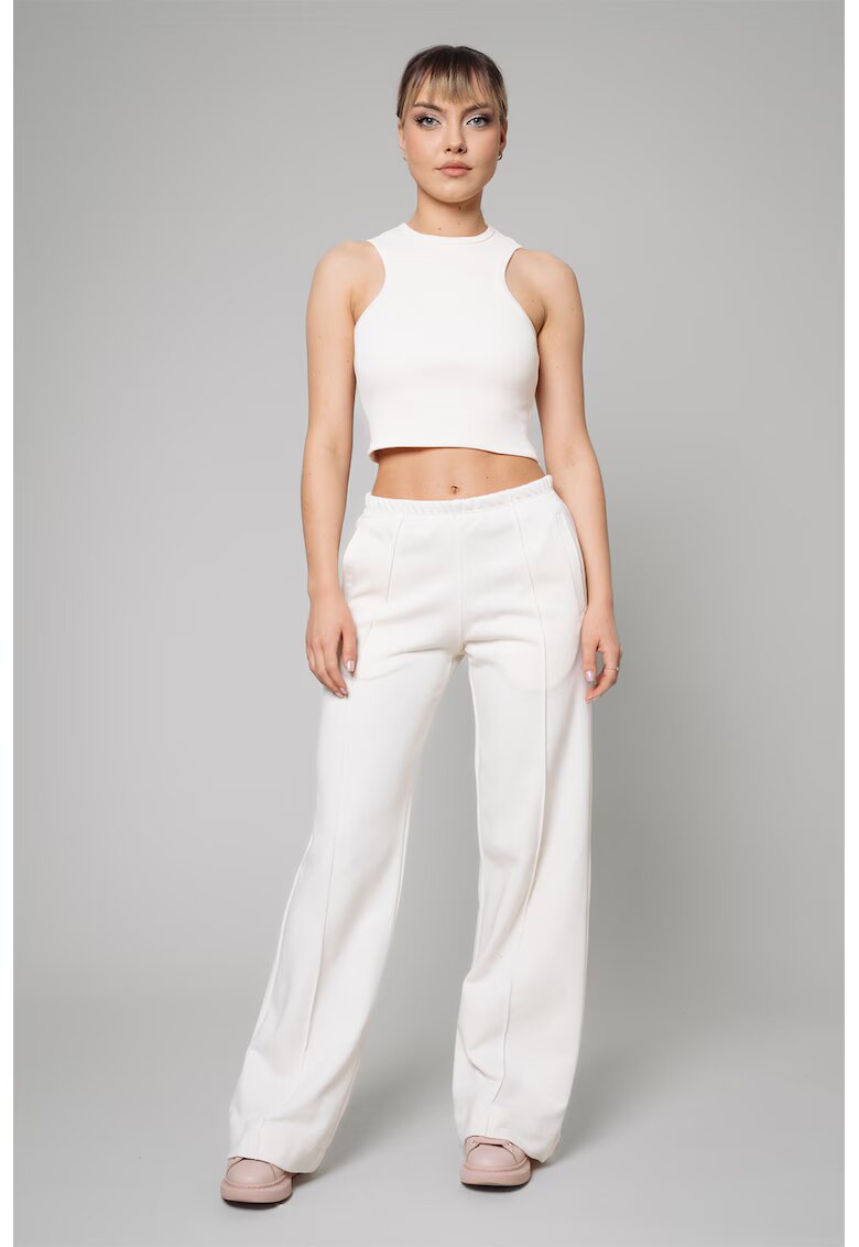 uFIT Set de top crop si pantaloni de trening - Alb
