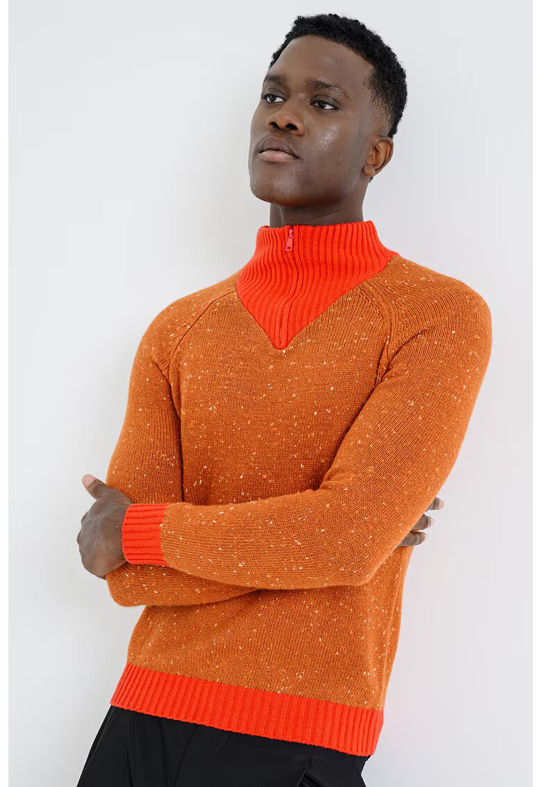 United Colors Of Benetton Pulover slim fit din amestec de lana cu fenta cu fermoar - Maro deschis/Rosu vermillion