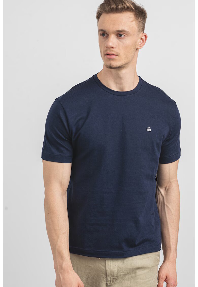 United Colors Of Benetton Tricou de bumbac cu decolteu la baza gatului si logo discret - Bleumarin