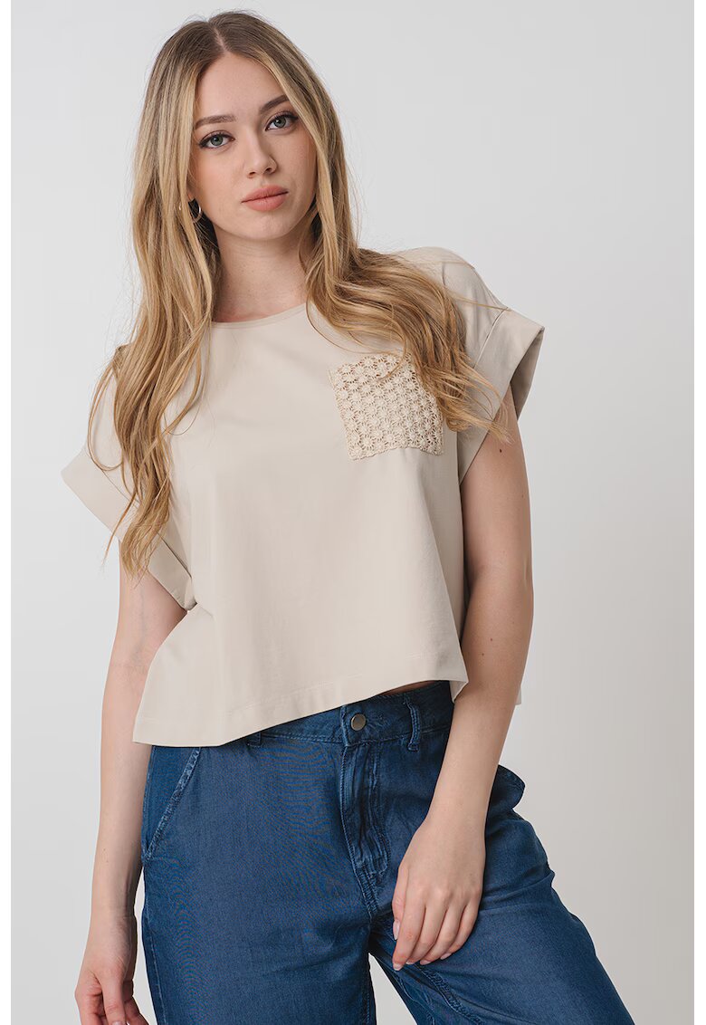 United Colors Of Benetton Tricou uni cu buzunar brodat aplicat - Bej