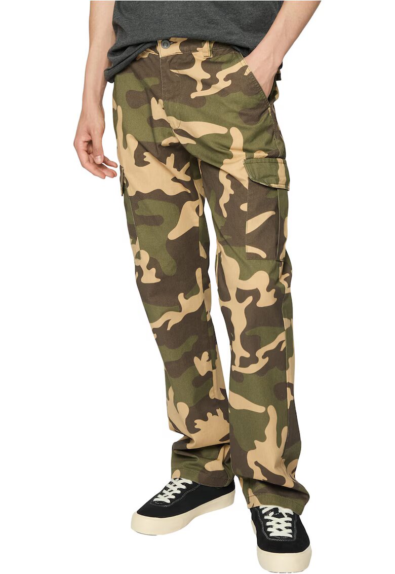 Urban Classics Pantaloni cargo camuflaj - Kaki inchis