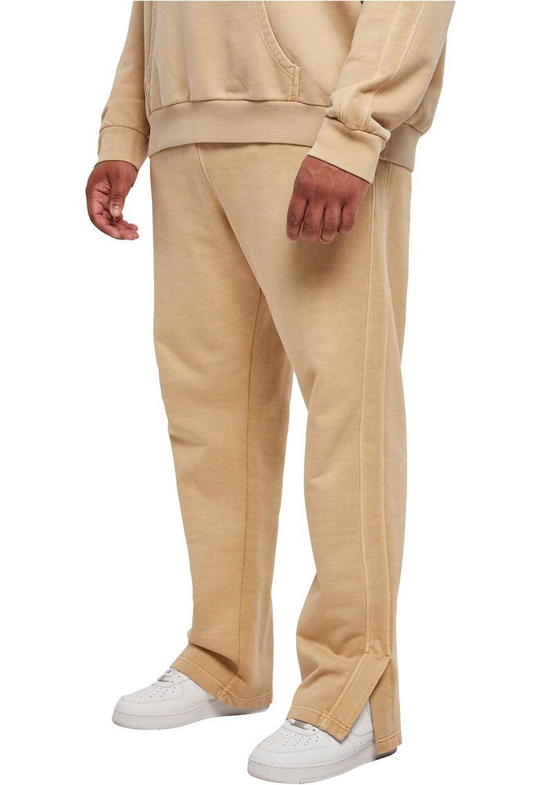 Urban Classics Pantaloni de trening din bumbac cu slituri la terminatie - Bej inchis
