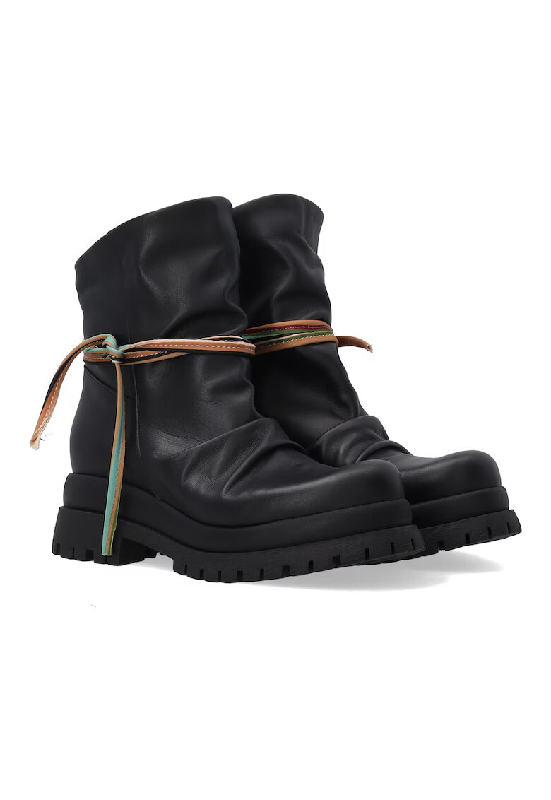 VENEZIA Ghete negre din piele cu accent colorat - talie inalta