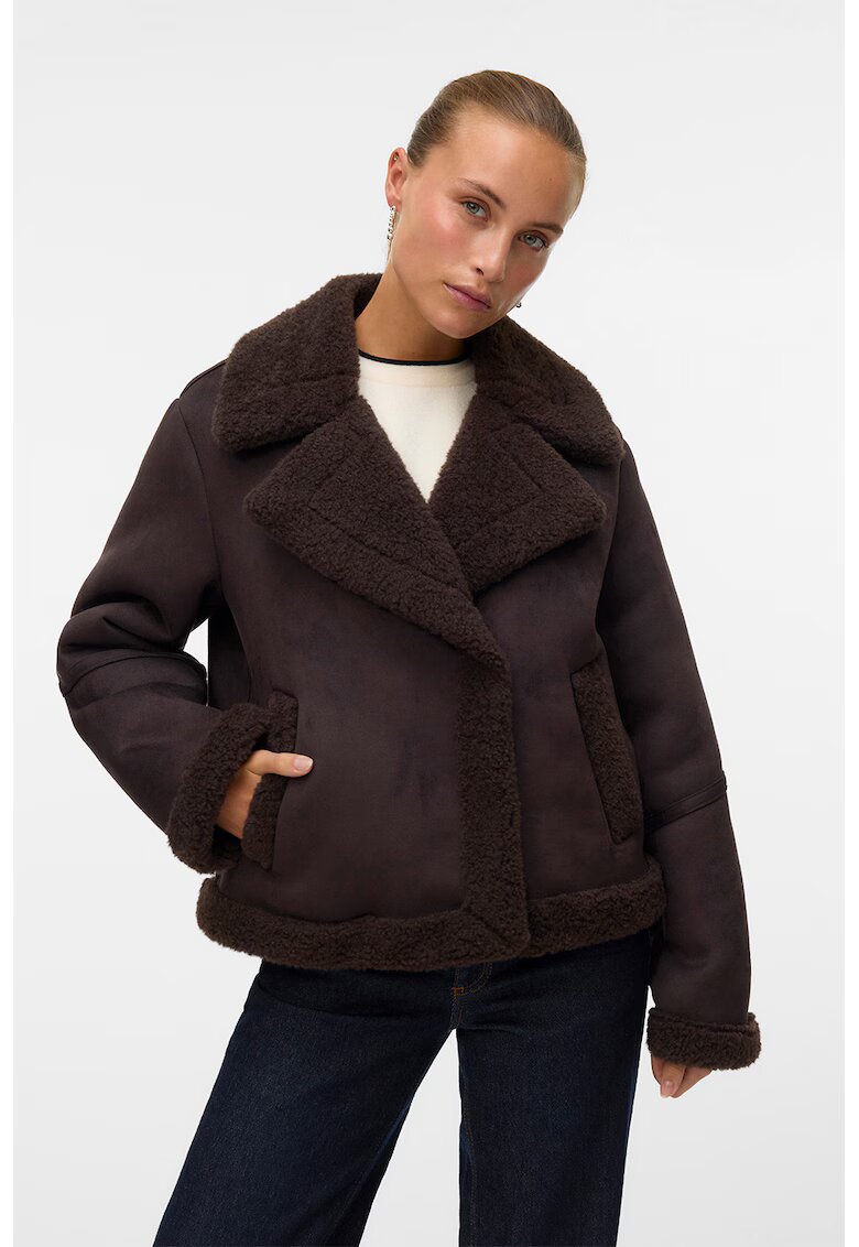 Vero Moda Geaca scurta cu blana shearling sintetica - Maro inchis