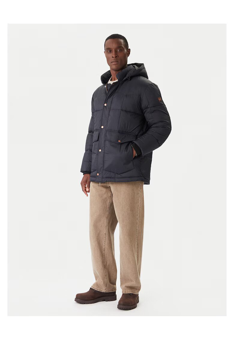 Wrangler Geaca de iarna barbati neagra - material rezistent