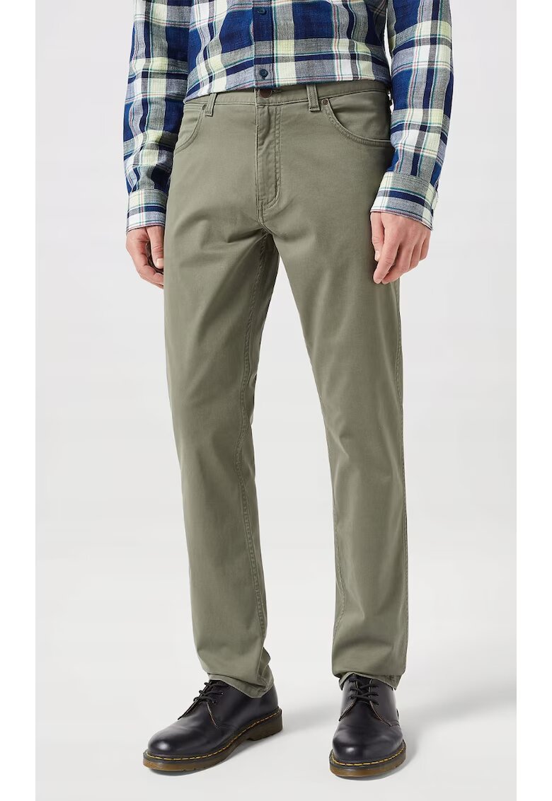 Wrangler Pantaloni barbati Greensboro - verde masliniu prafuit - bumbac usor elastic