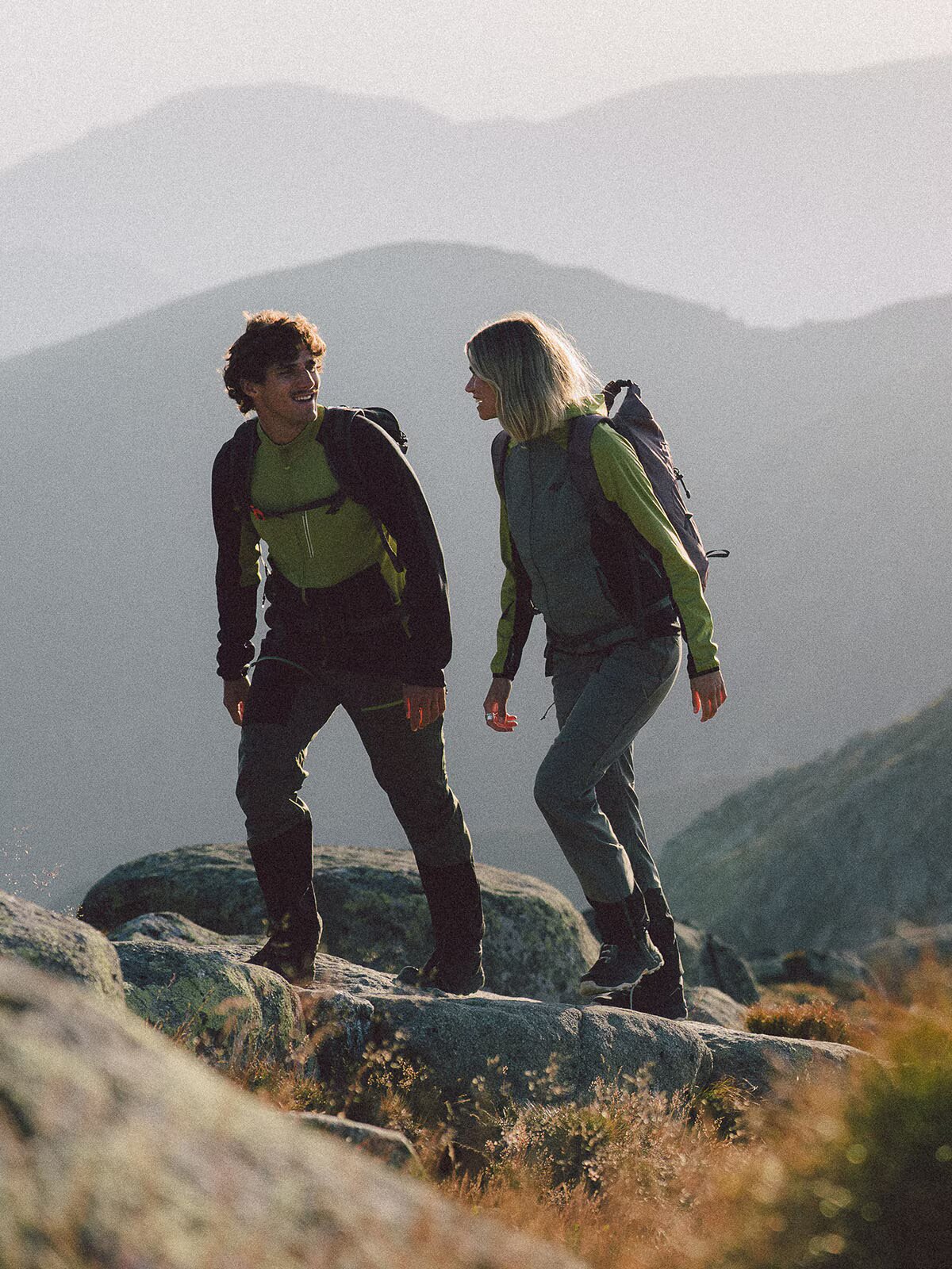 4F Bluză trekking regular fără glugă pentru bărbați - verde XL