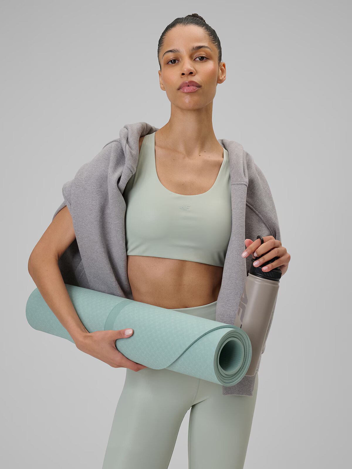 4F Bustieră de yoga cu susținere ușoară pentru femei - mentă M