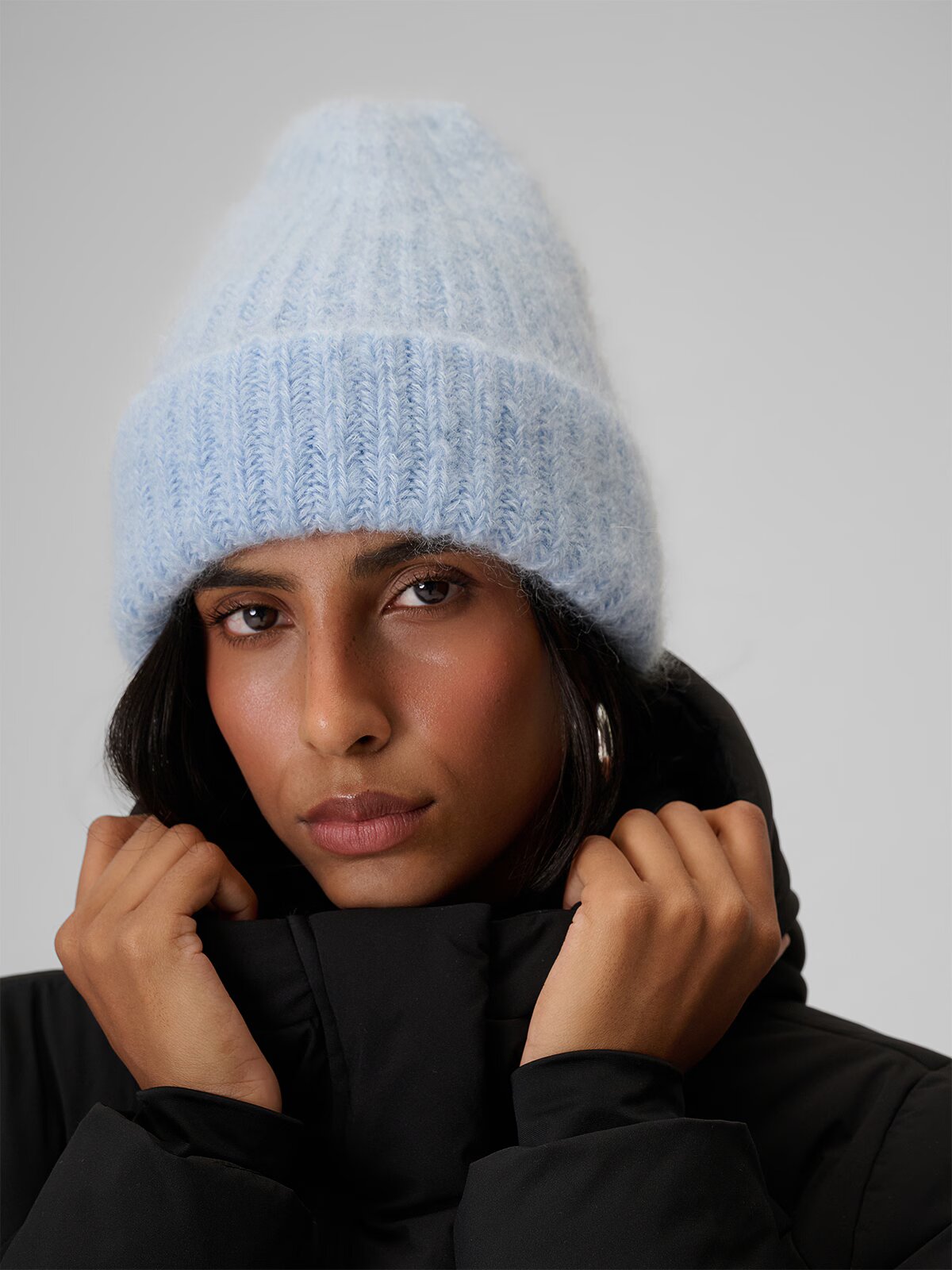 4F Căciulă de iarnă cu lână și mohair pentru femei - one size