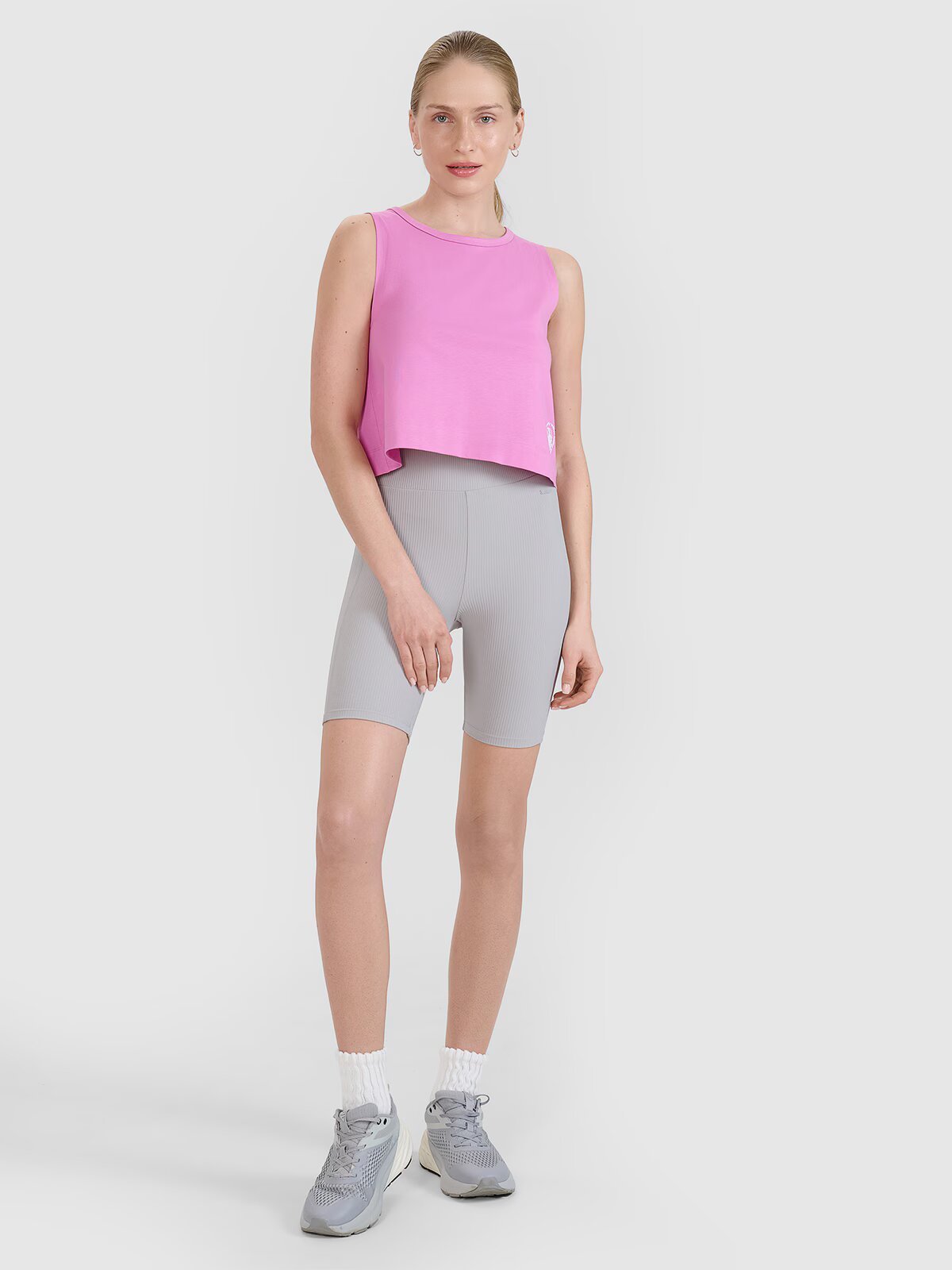 4F Colanți scurți din tricot pentru femei - XS