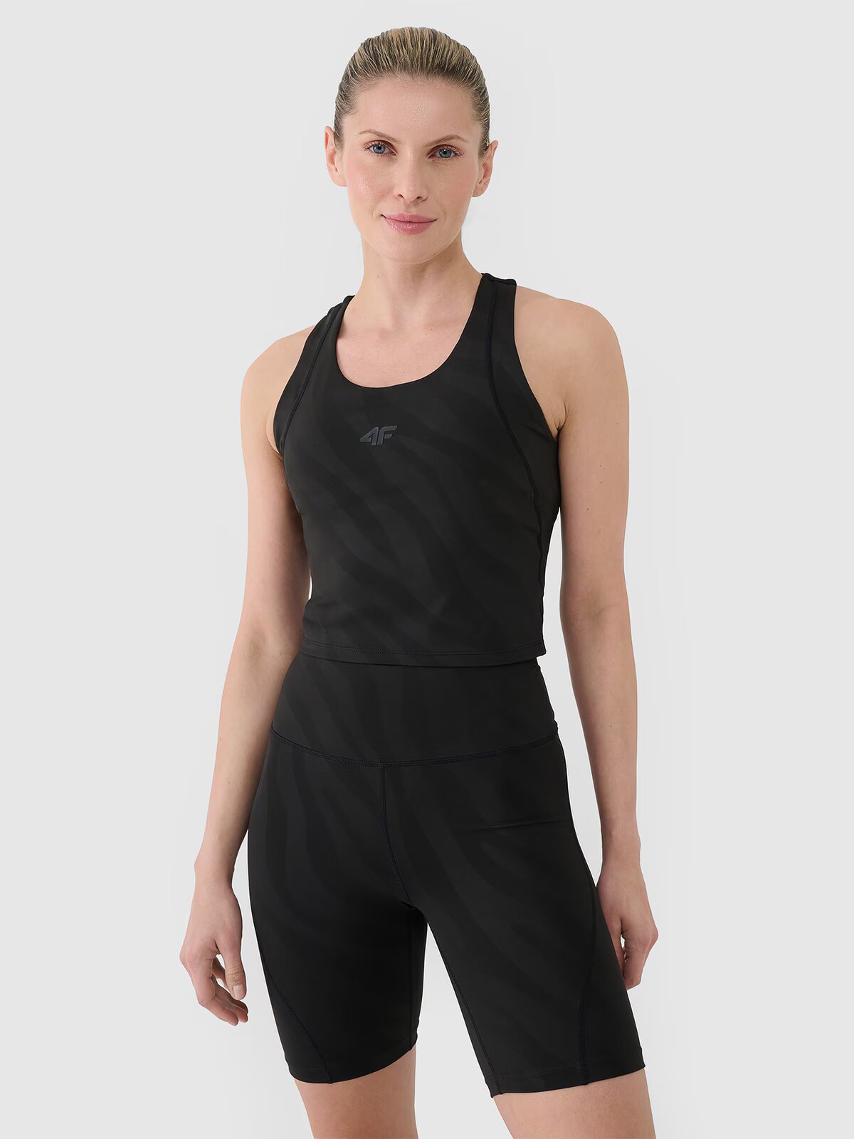 4F Crop top de antrenament cu uscare rapidă pentru femei - roșu XL