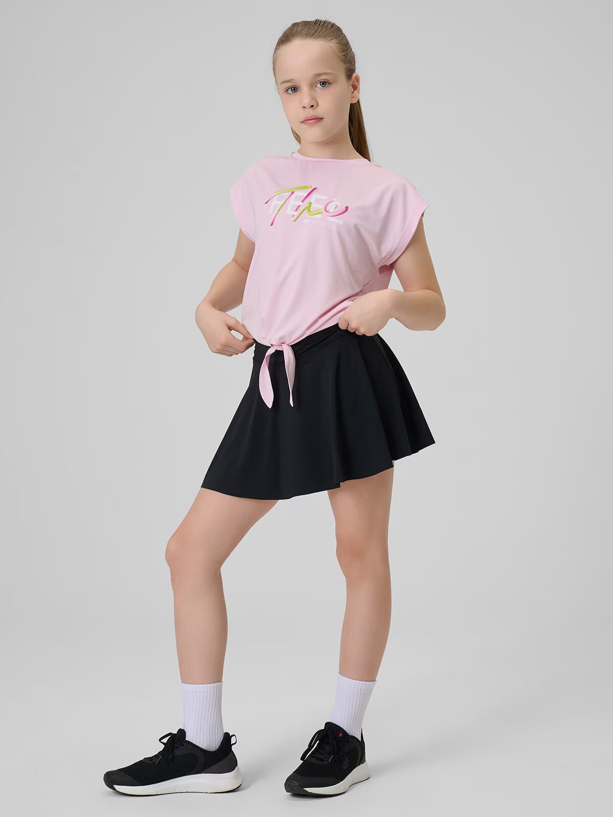4F Crop-top de sport cu uscare rapidă pentru fete - 146/152 (10-12 ani)