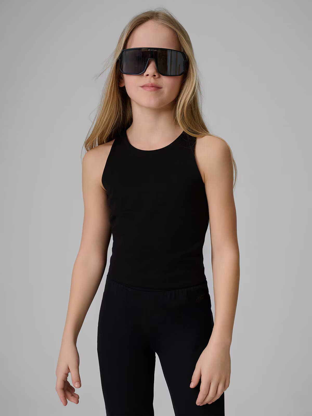 4F Crop top slim simplu pentru fete - 152