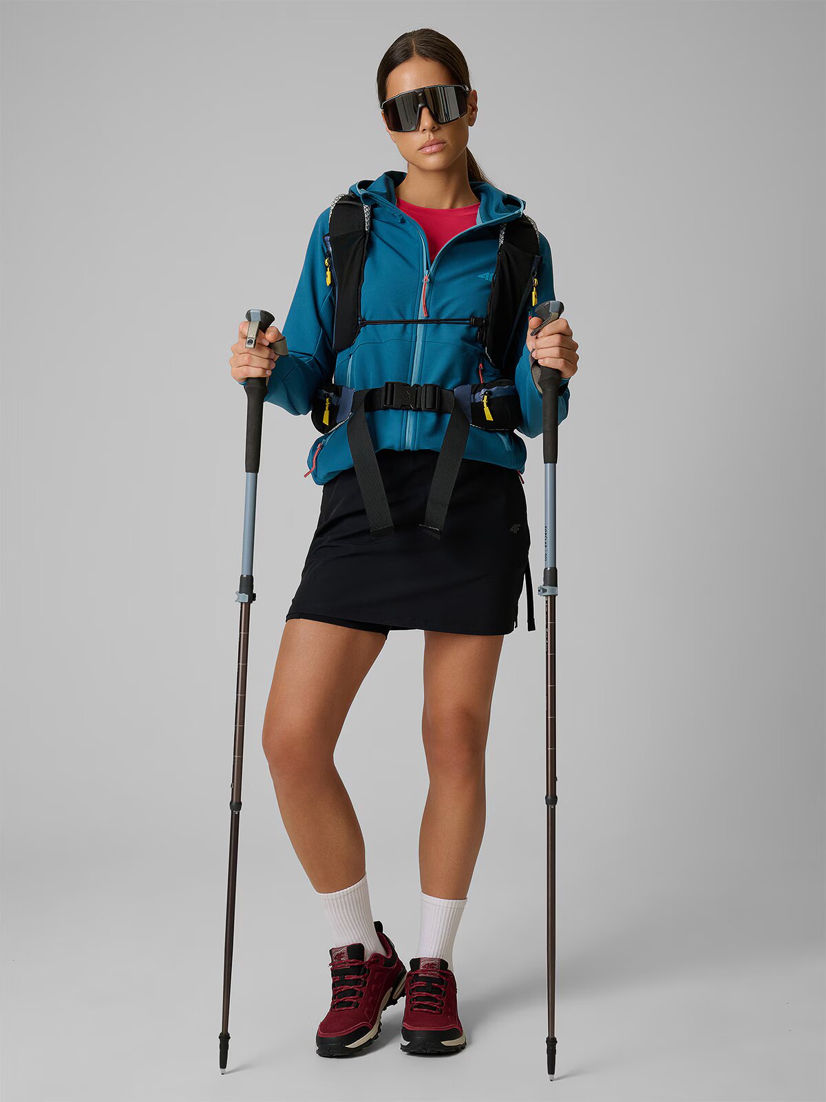 4F Fustă trekking cu uscare rapidă pentru femei - neagră XS