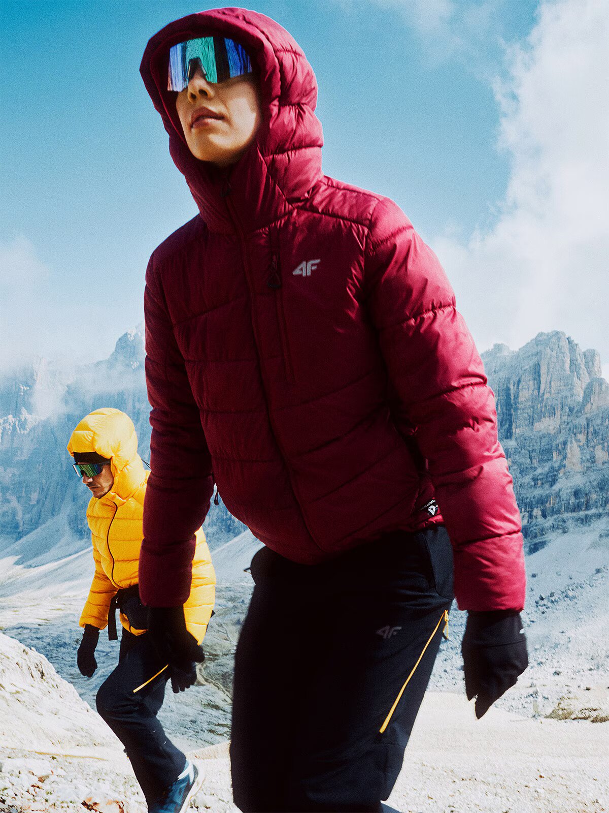 4F Geacă de trekking din puf cu umplutura PrimaLoft Silver pentru femei - roșie burgund S