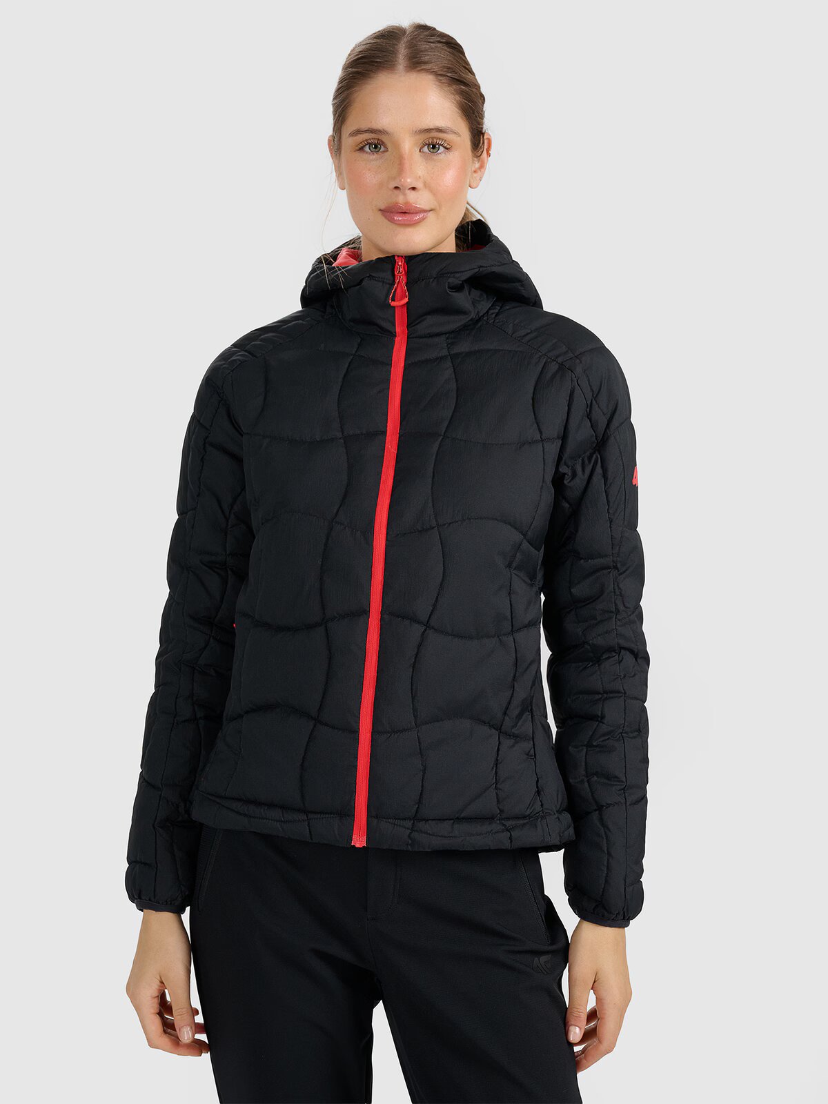 4F Geacă din puf cu umplutura Primaloft Silver pentru femei - neagră XL