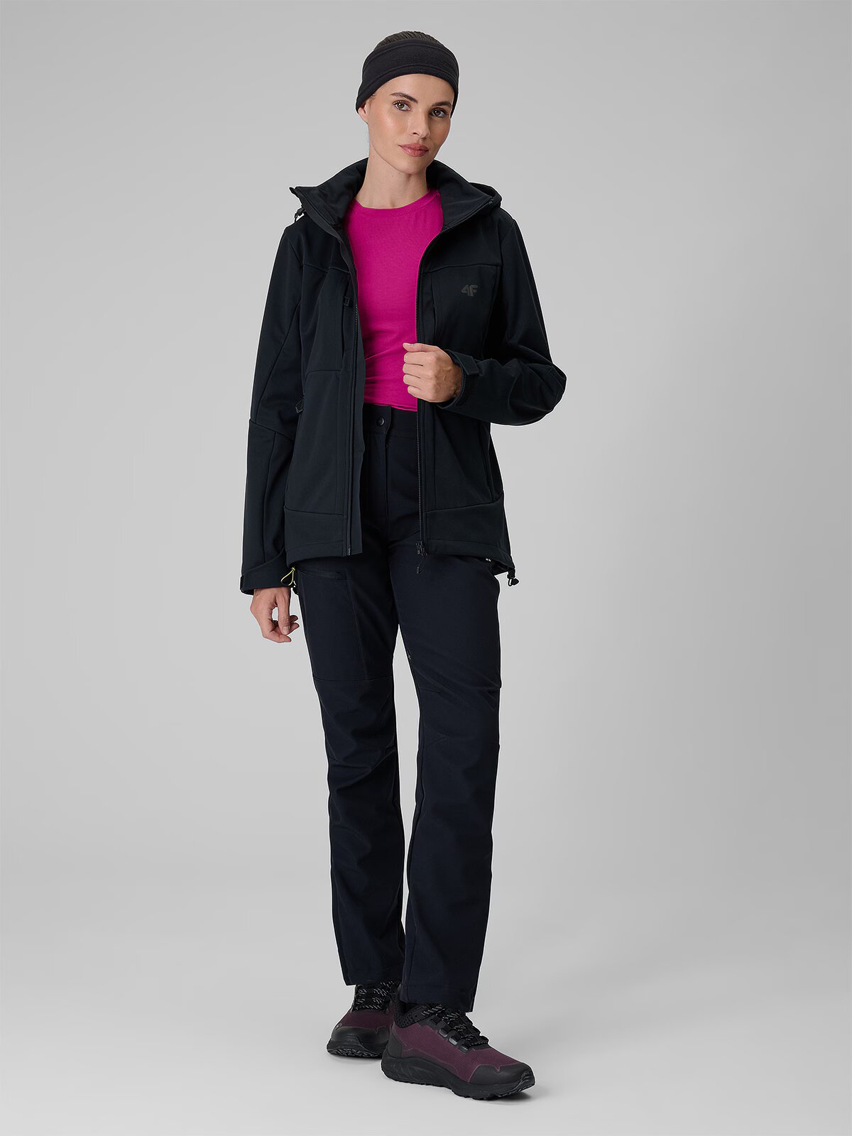 4F Geacă softshell cu membrană windproof 8000 pentru femei - neagră L