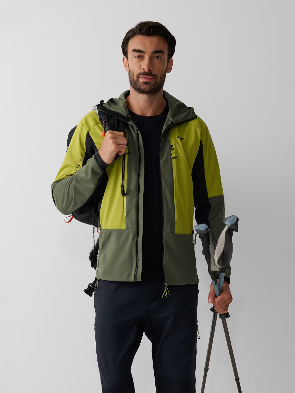 4F Geacă softshell PRO rezistentă la vânt cu membrană 10000 pentru bărbați - verde XXL