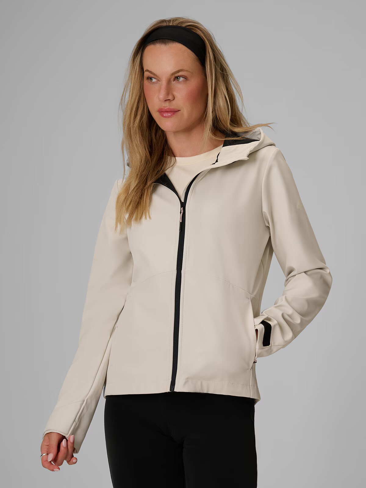 4F Geacă softshell rezistentă la vânt cu membrană 5000 pentru femei - crem S