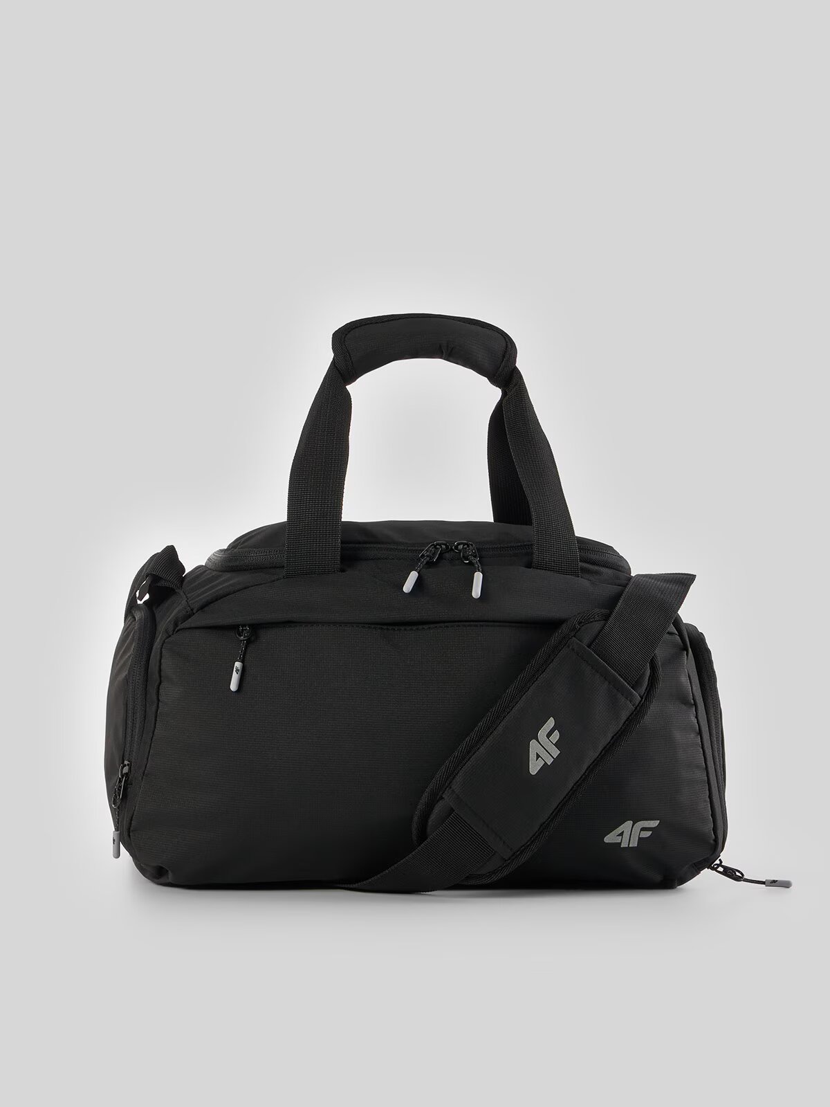 4F Geantă sport (20 L) - neagră one size