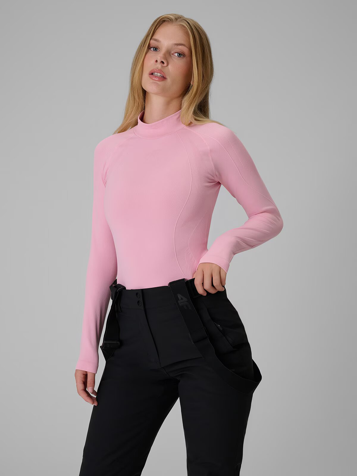 4F Lenjerie termică activă fără cusături (sus) pentru femei - XL/XXL