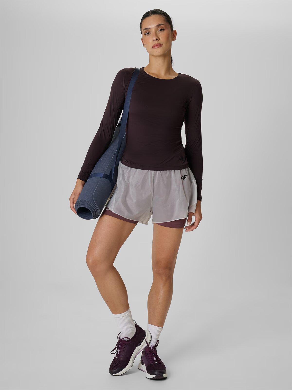 4F Longsleeve de antrenament slim cu uscare rapidă pentru femei - maro M