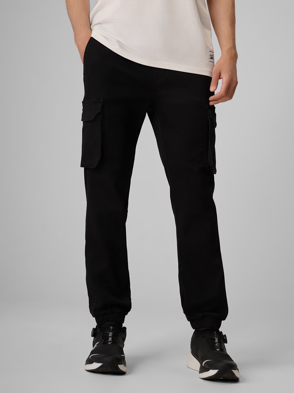 4F Pantaloni casual cargo pentru bărbați - XL