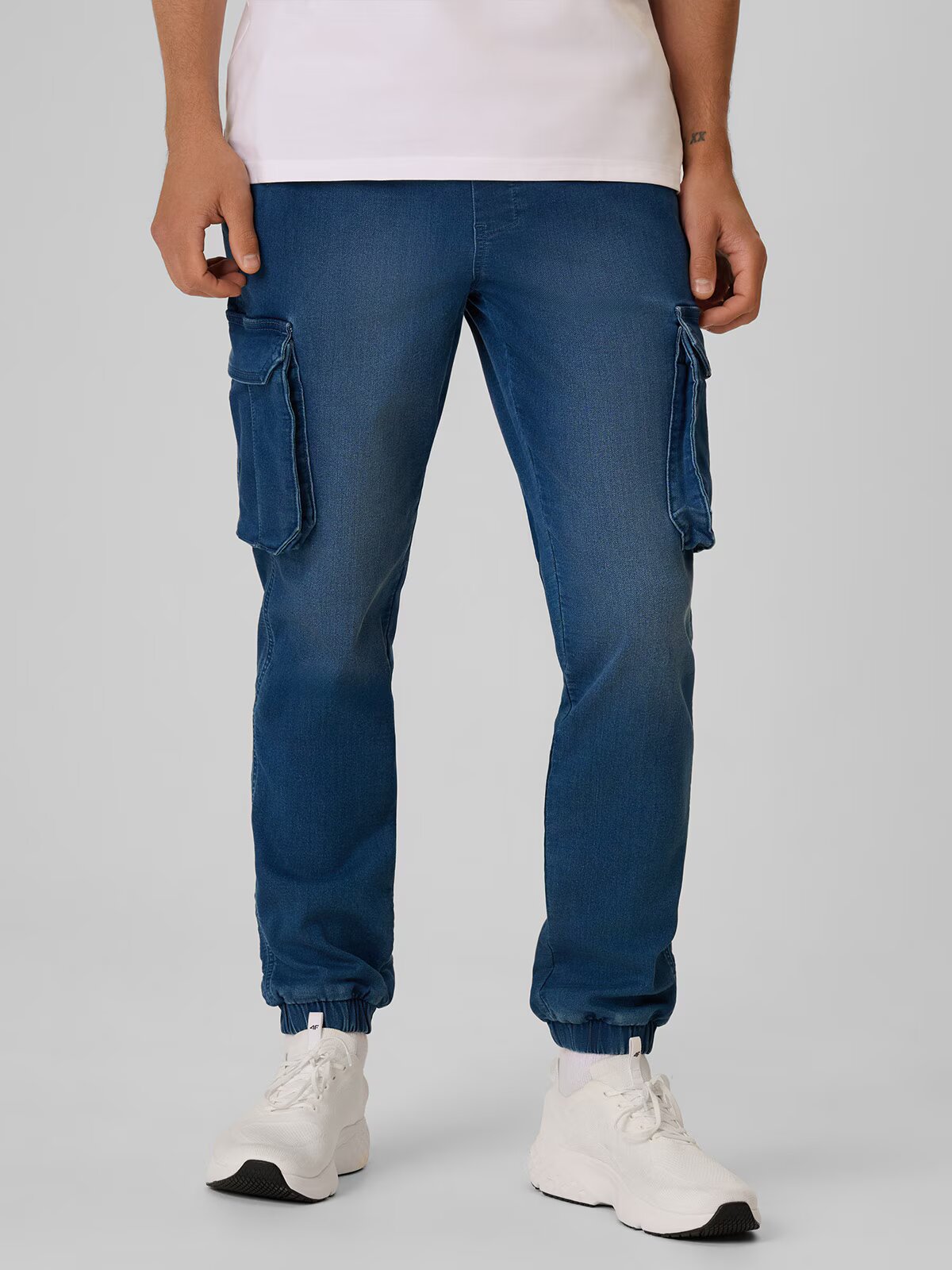 4F Pantaloni casual cargo pentru bărbați - L