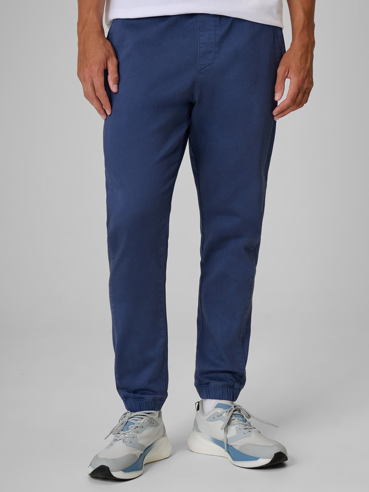 4F Pantaloni casual jogger pentru bărbați - denim M