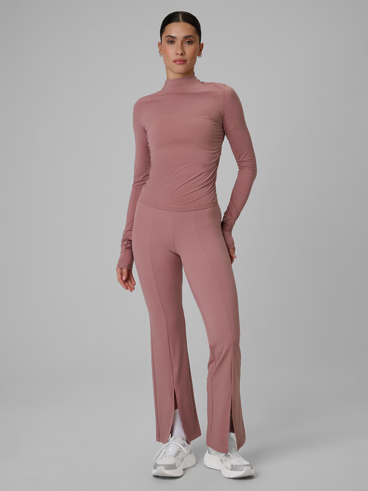 4F Pantaloni de antrenament cu crac evazat pentru femei - XL