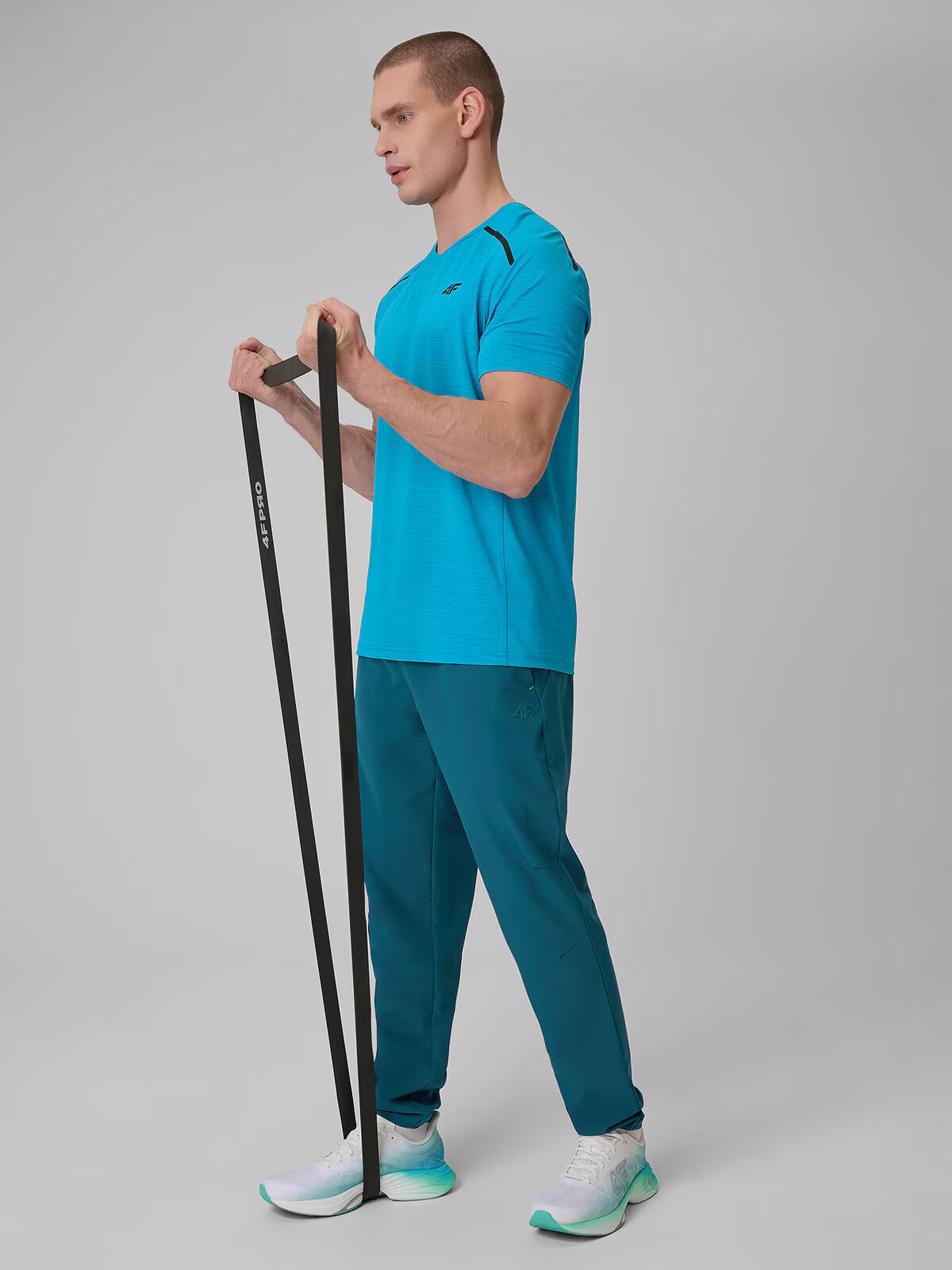 4F Pantaloni de antrenament cu uscare rapidă pentru bărbați - XL