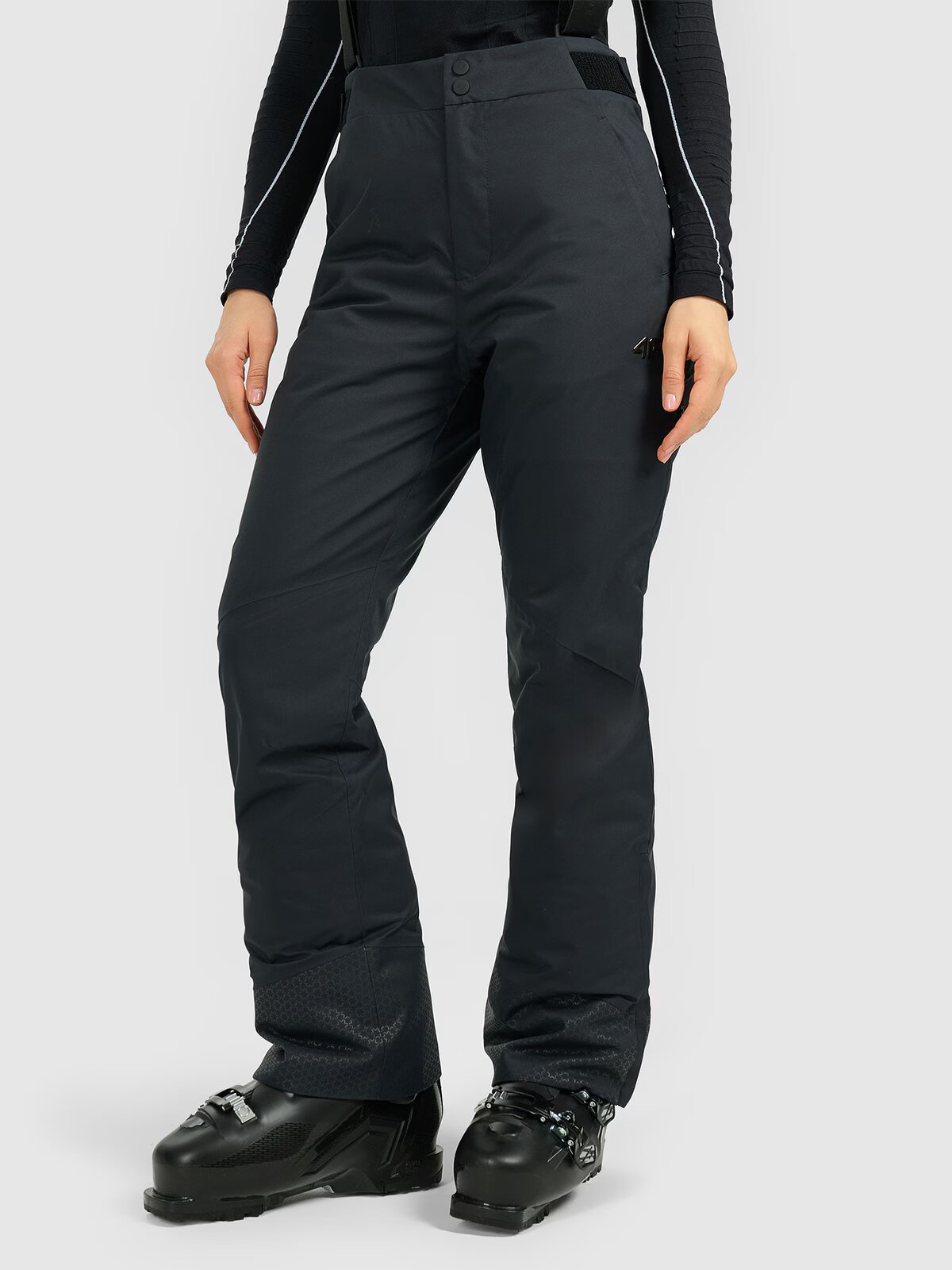 4F Pantaloni de schi cu bretele membrana Dermizax 20000 pentru femei - negri L